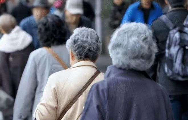 低龄老人实现就业，未来10年我国将迎来最大“退休潮”